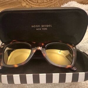 Henri Bendel Penelope Sunglasses